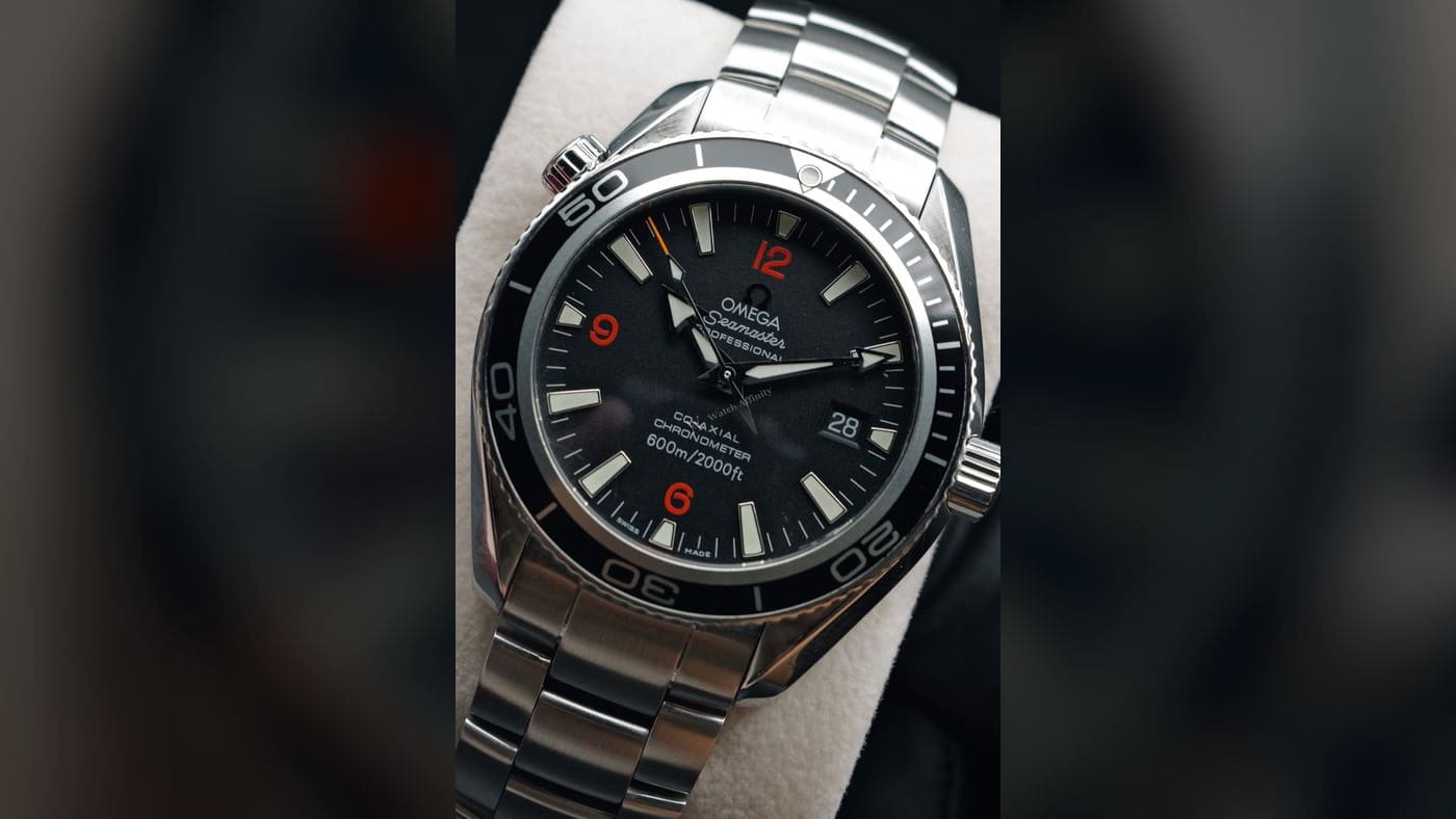 Omega Seamaster Planet Ocean 600M Co-Axial 2201.50.00, photographed at Watch Affinity in San Antonio