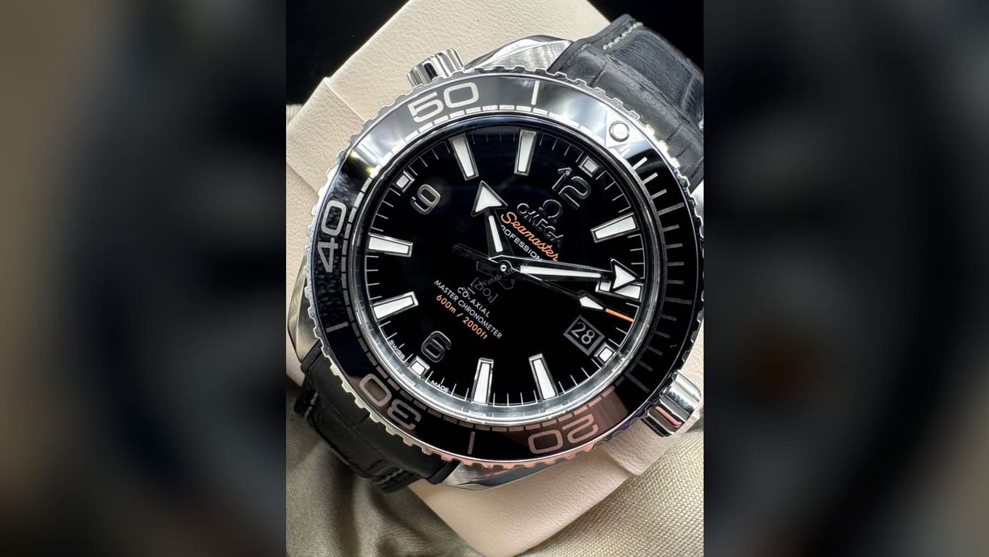 Omega Seamaster Planet Ocean 600M Co-Axial Master 215.33.40.20.01.001, photographed at Watch Affinity in San Antonio