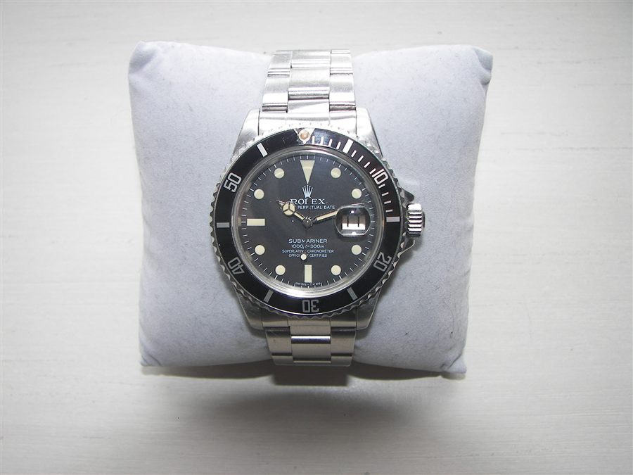 Rolex Submariner Professional on clean display surface